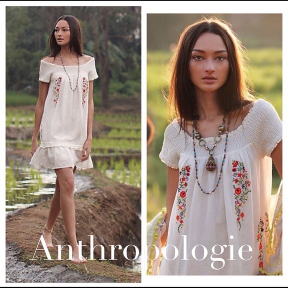 Anthropologie Dresses & Skirts - Anthropologie Smocked Malee Dress